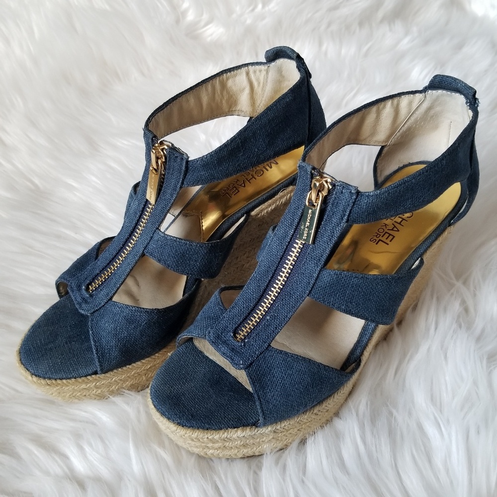 Michael Kors Wedge Sandal SZ7